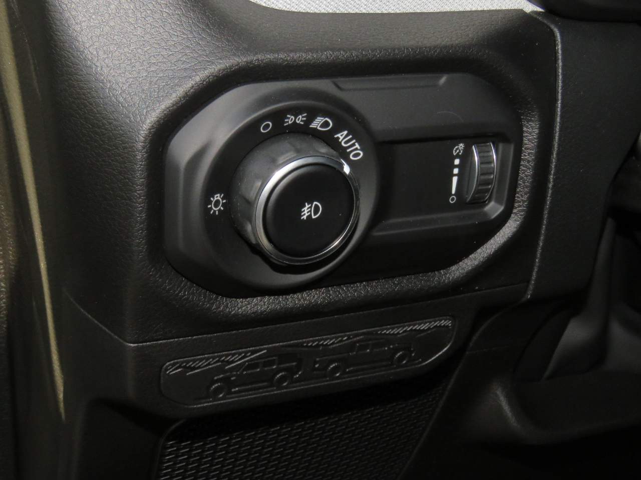 2025 Jeep Wrangler Willys 4dr