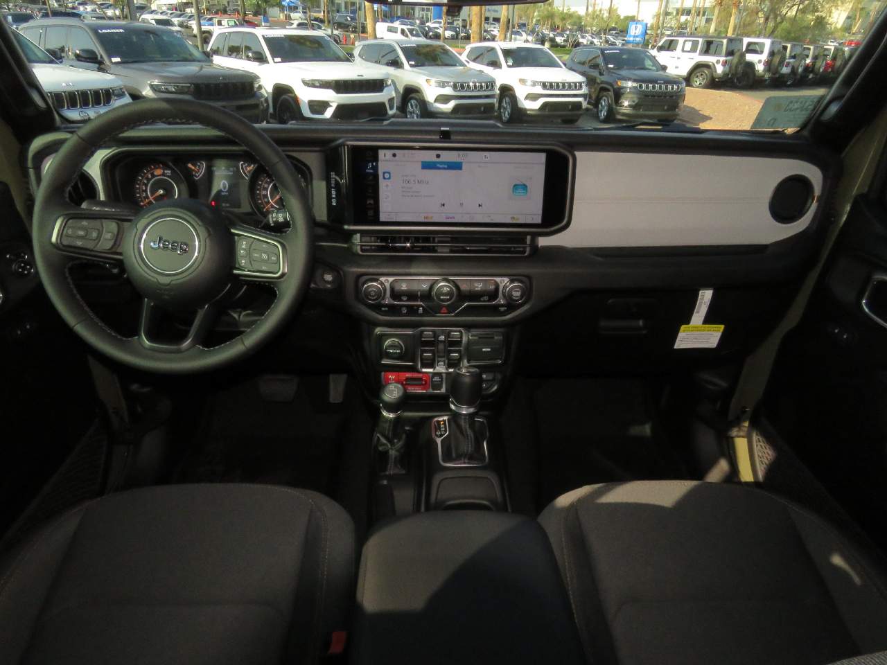2025 Jeep Wrangler Willys 4dr