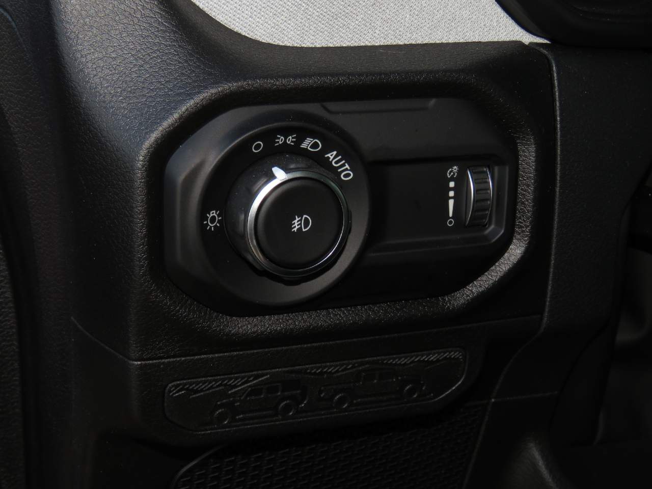 2026 Jeep Wrangler Willys 4dr