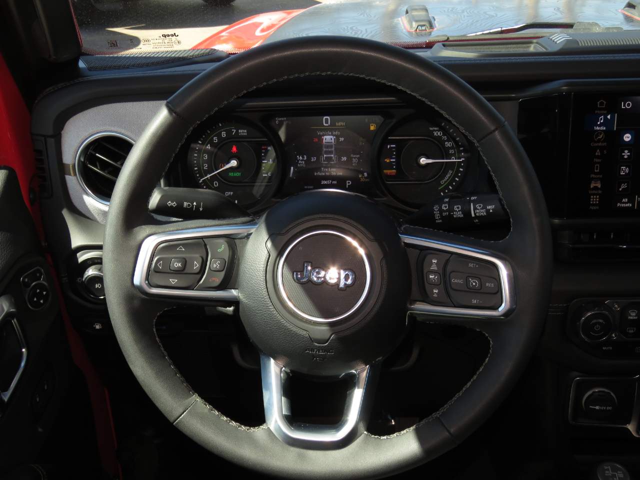 2025 Jeep Wrangler Sahara 4xe