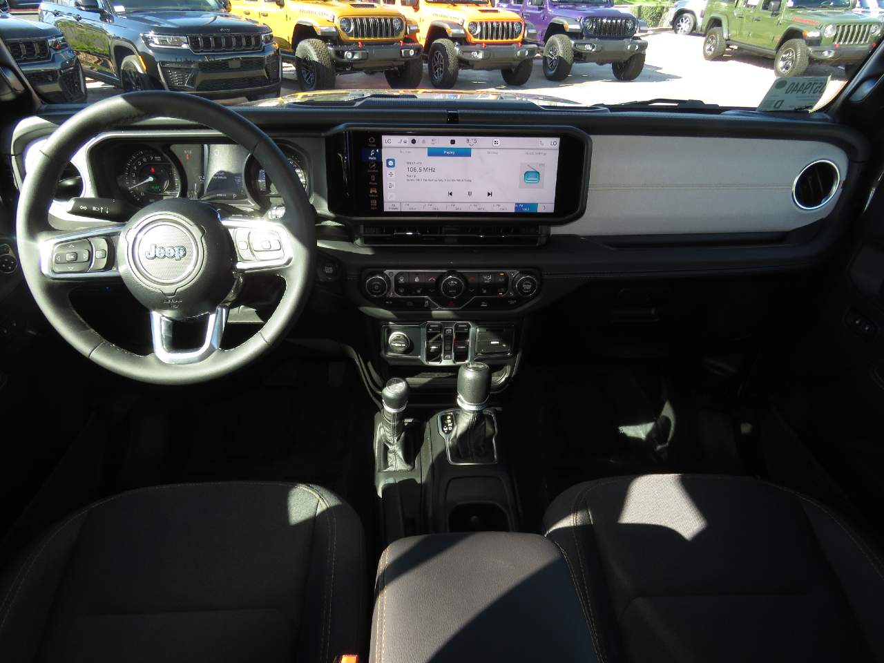 2025 Jeep Wrangler Sahara 4xe