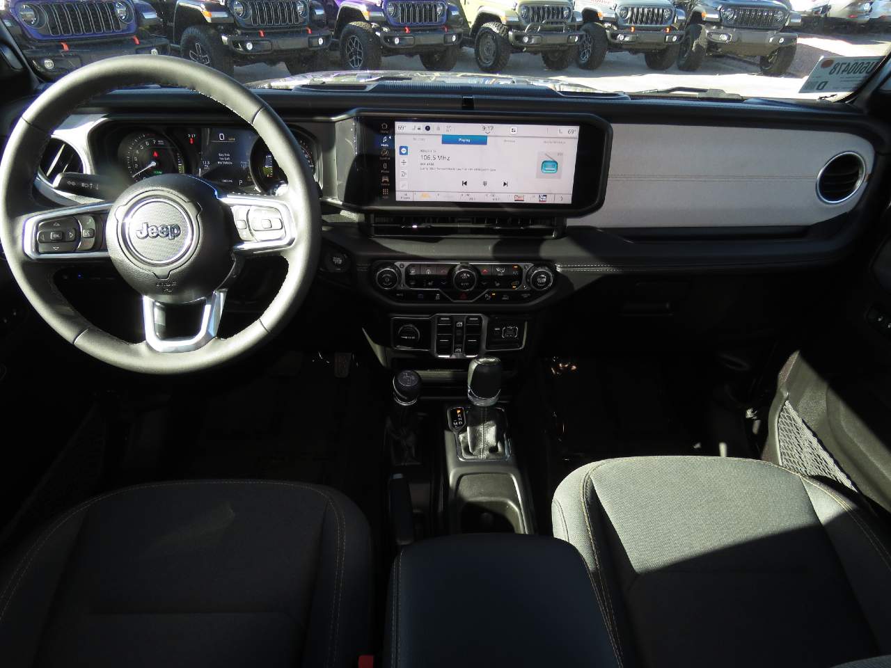 2025 Jeep Wrangler Sahara 4xe