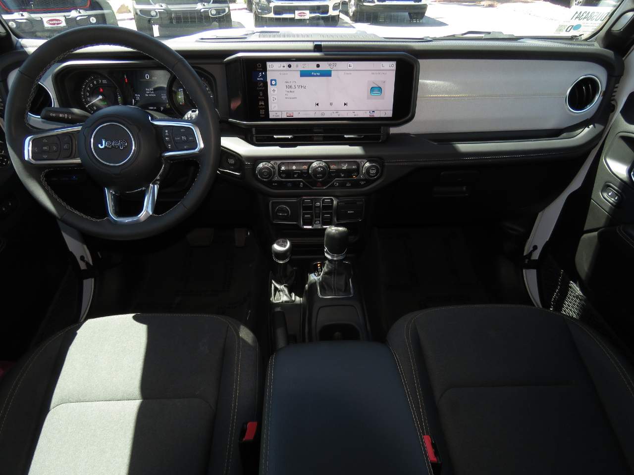 2025 Jeep Wrangler Sahara 4xe