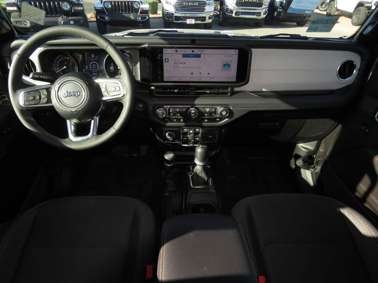 2025 Jeep Wrangler Sahara 4xe