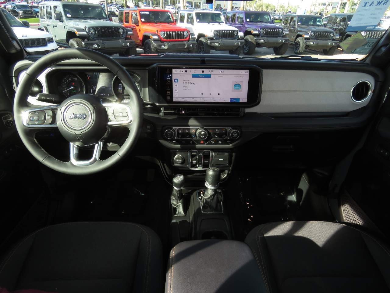 2025 Jeep Wrangler Sahara 4xe