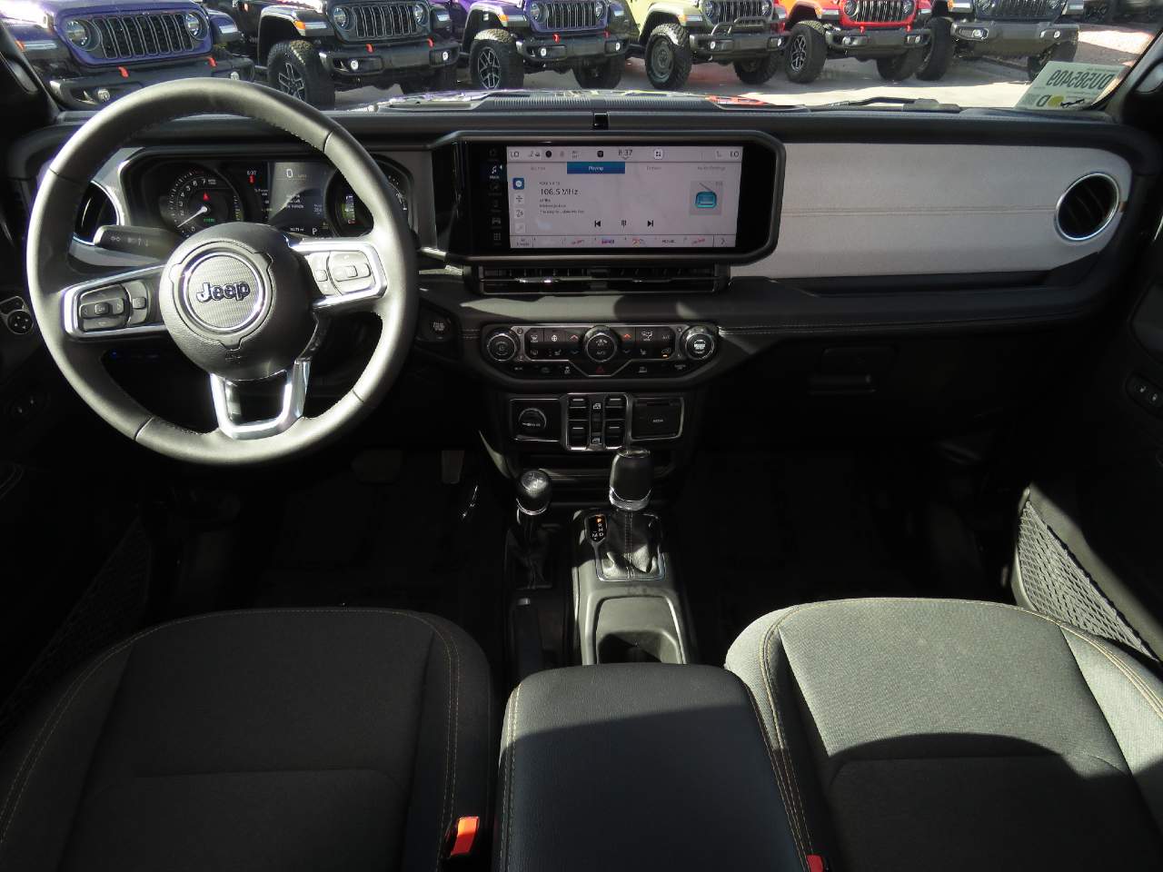 2025 Jeep Wrangler Sahara 4xe