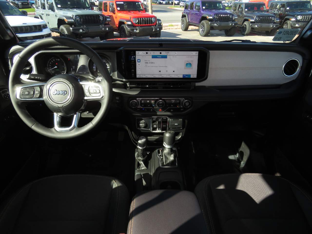2025 Jeep Wrangler Sahara 4xe