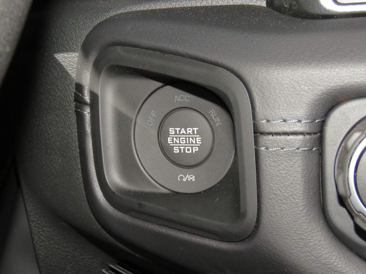 2025 Jeep Wrangler Rubicon 4xe 4dr