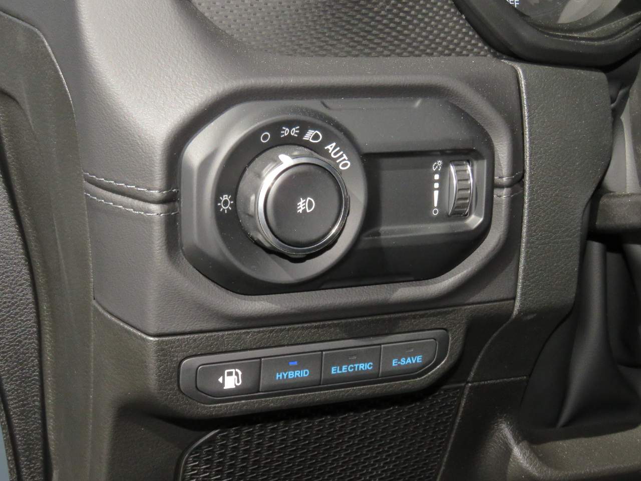 2025 Jeep Wrangler Rubicon 4xe 4dr