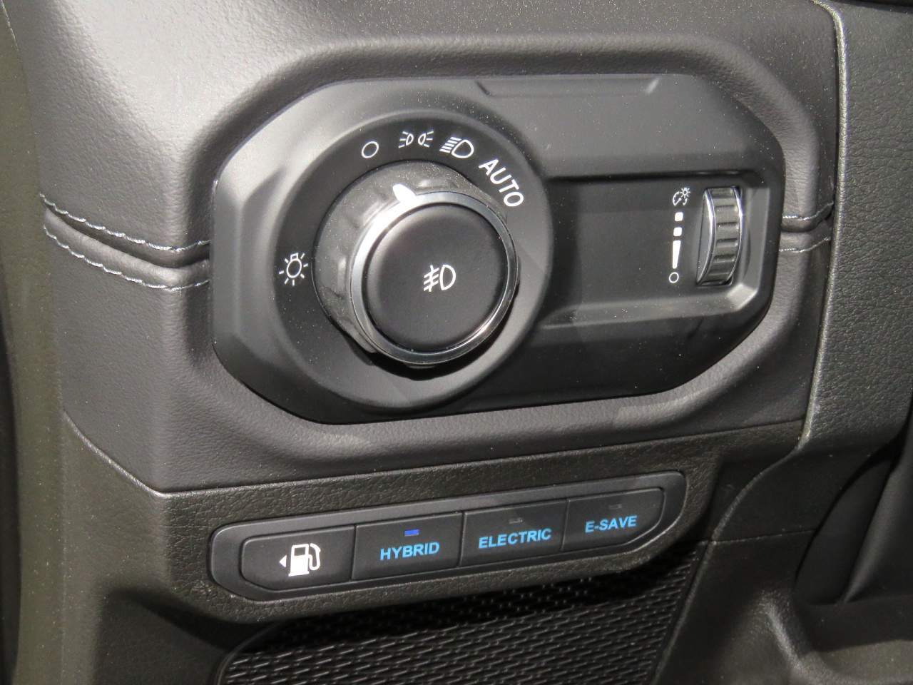 2025 Jeep Wrangler Rubicon 4xe 4dr
