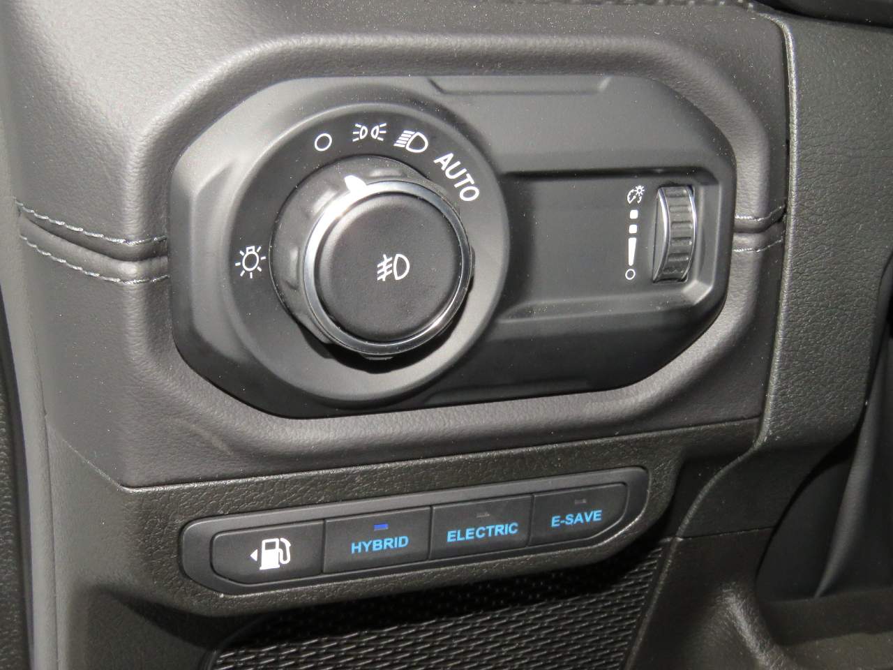 2025 Jeep Wrangler Rubicon 4xe 4dr