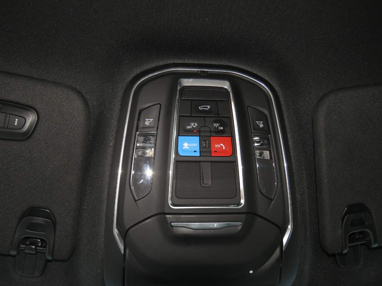 2024 Jeep Wagoneer L