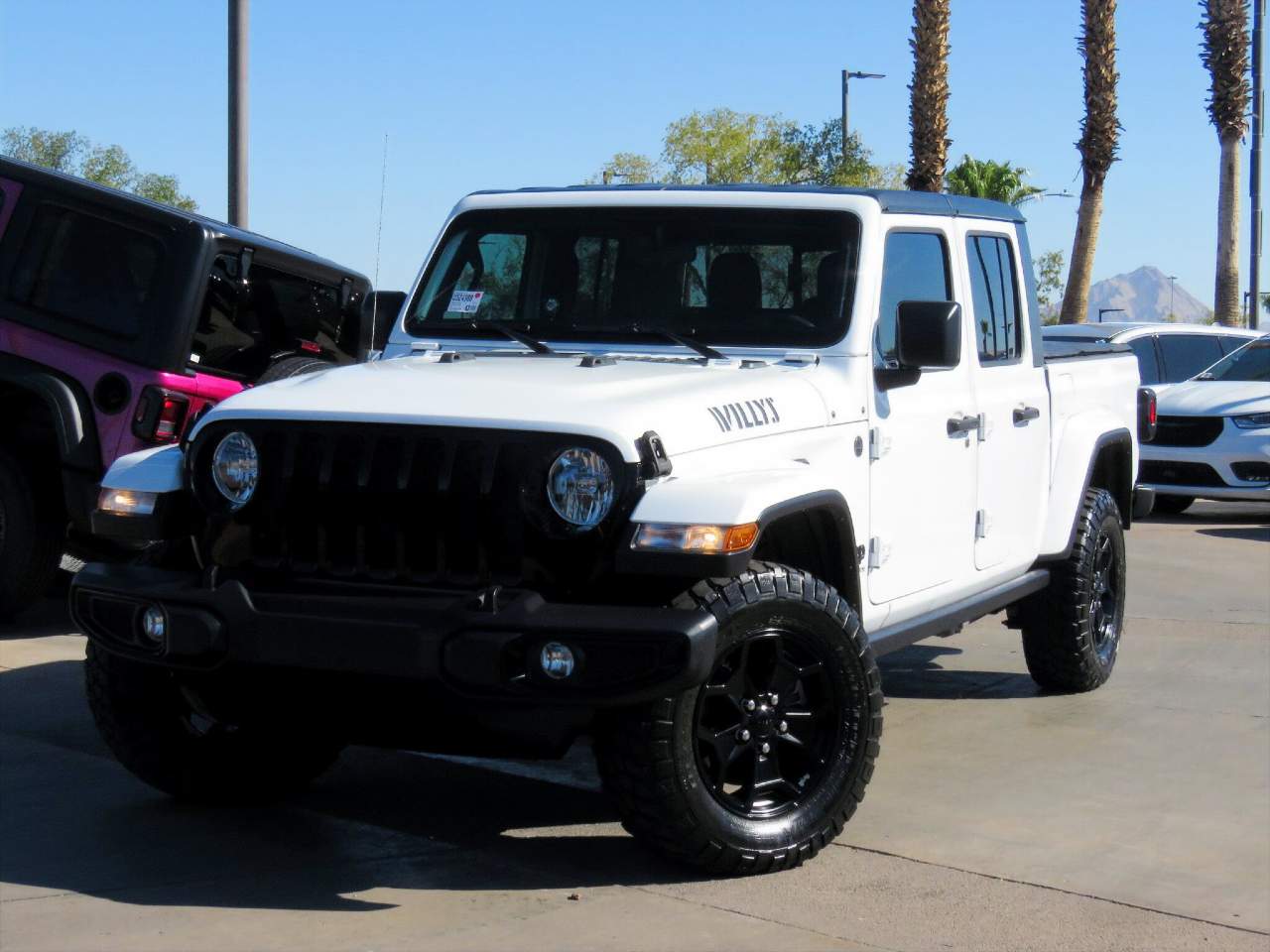 2023 Jeep Gladiator Willys Crew Cab