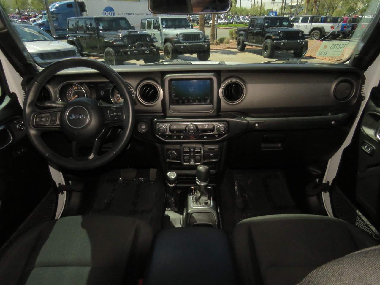 2022 Jeep Gladiator Sport Crew Cab