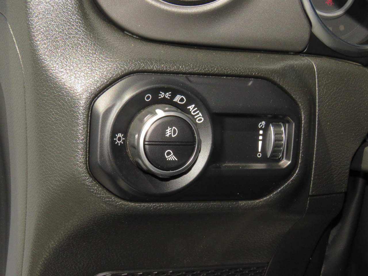2023 Jeep Gladiator Sport Crew Cab