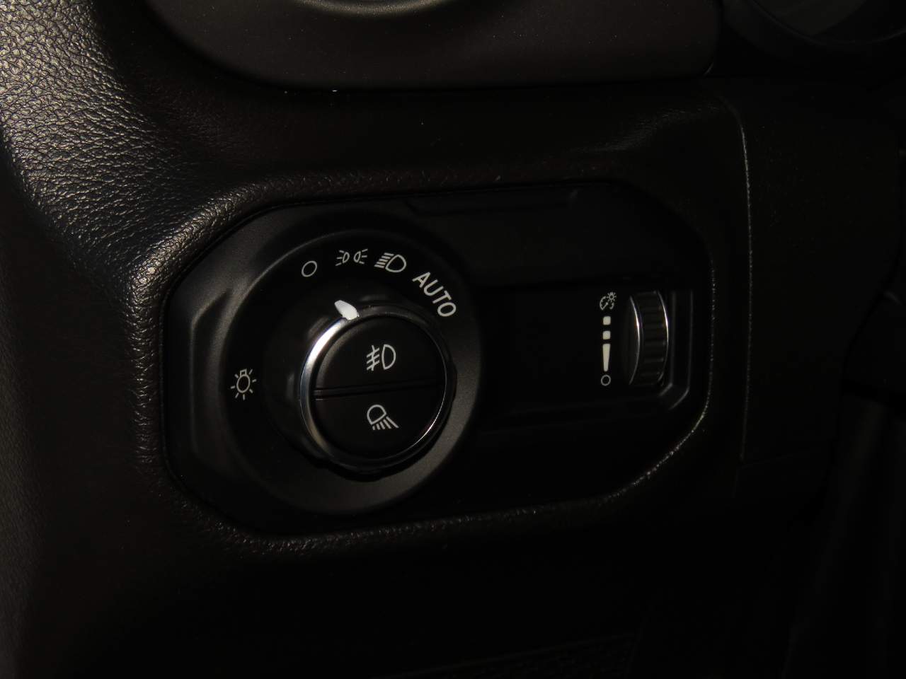 2023 Jeep Gladiator Sport Crew Cab