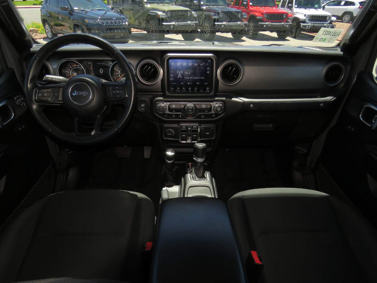 2021 Jeep Gladiator Willys Crew Cab