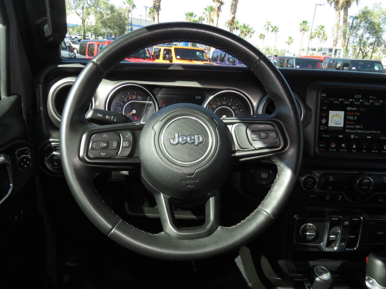 2022 Jeep Gladiator Willys Crew Cab