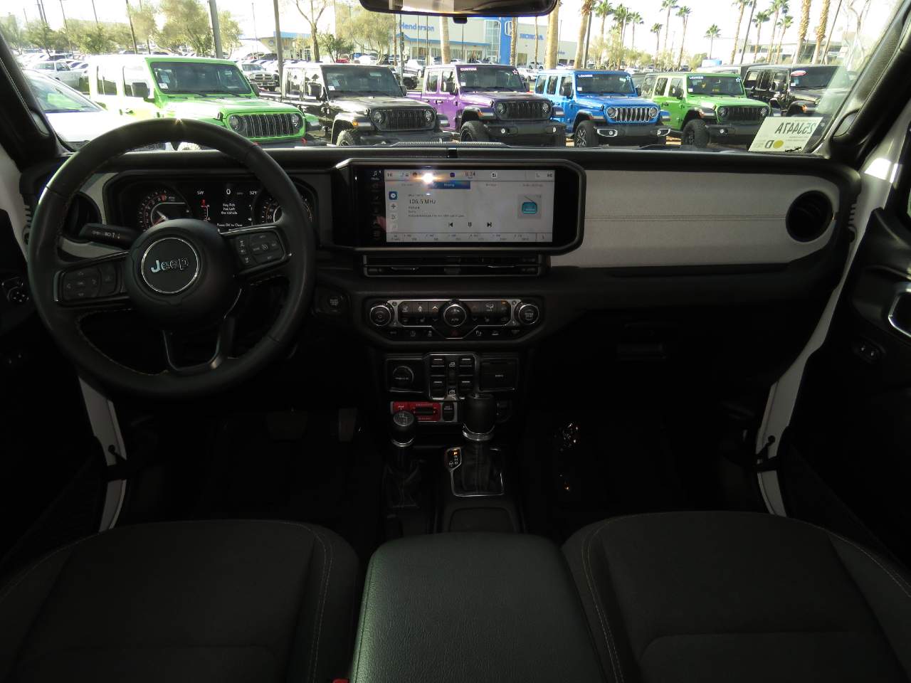 2024 Jeep Gladiator Willys Crew Cab