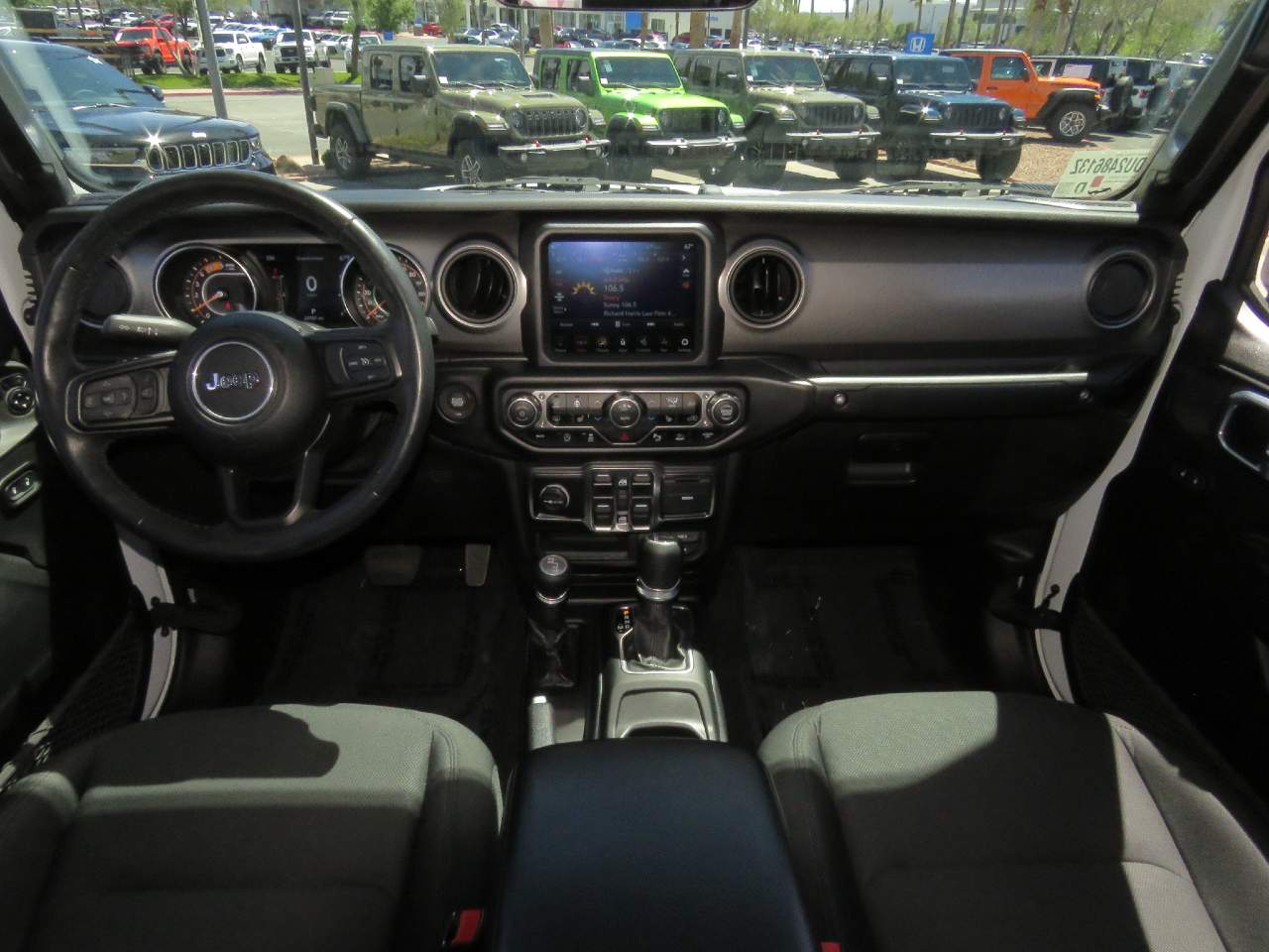 2021 Jeep Gladiator Willys Crew Cab