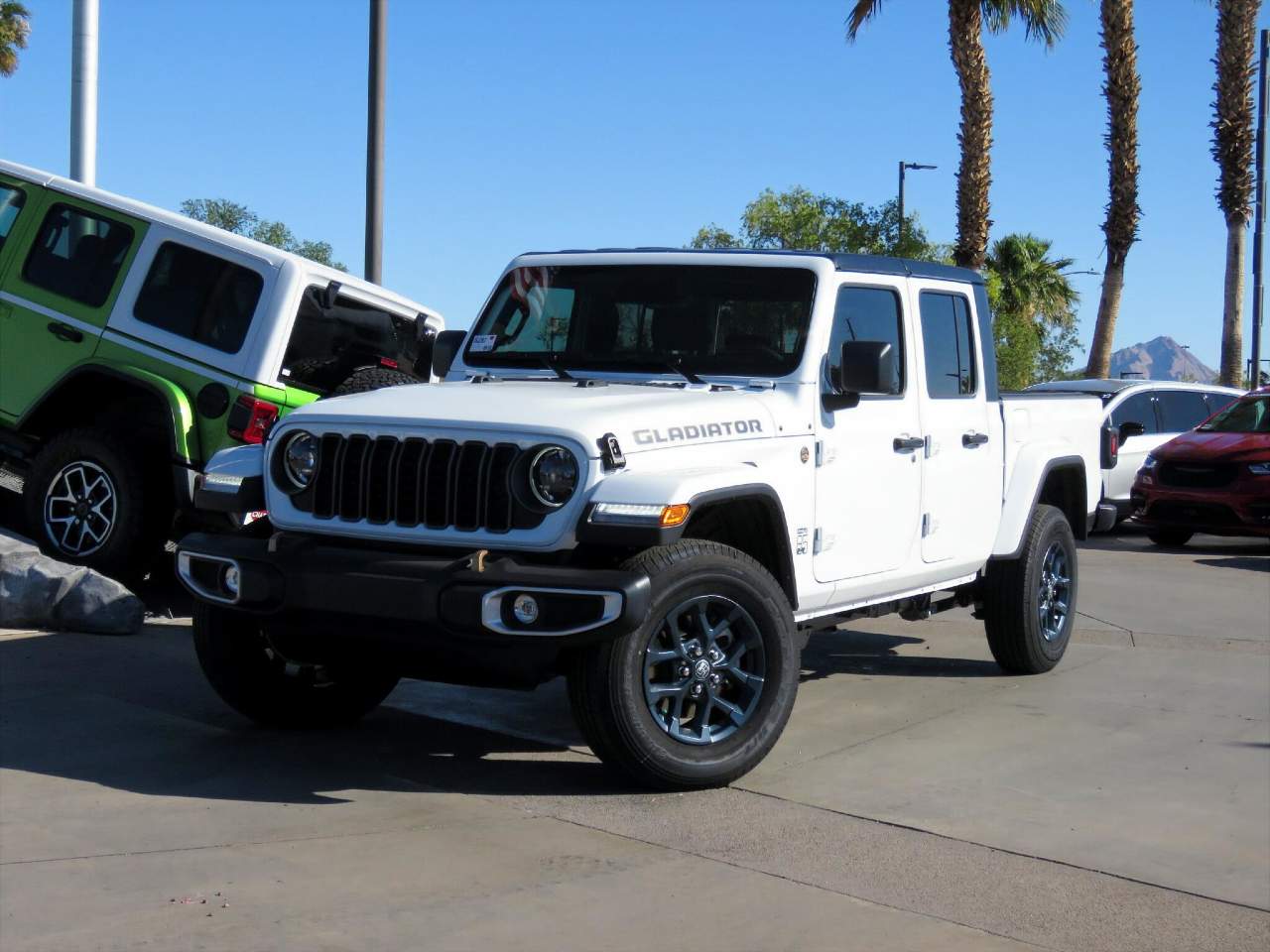 2026 Jeep Gladiator 85th Anniversary Edition Auto's photo