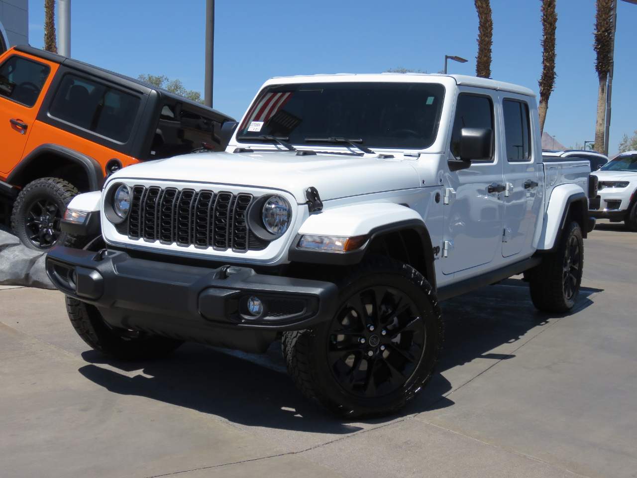 2025 Jeep Gladiator NightHawk Crew Cab