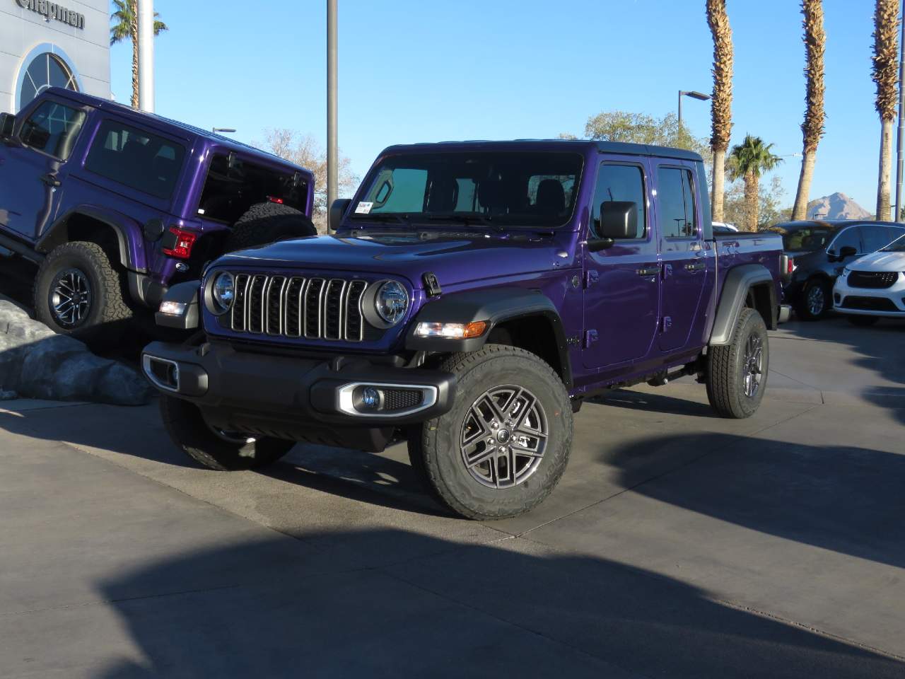 2026 Jeep Gladiator Sport S's photo