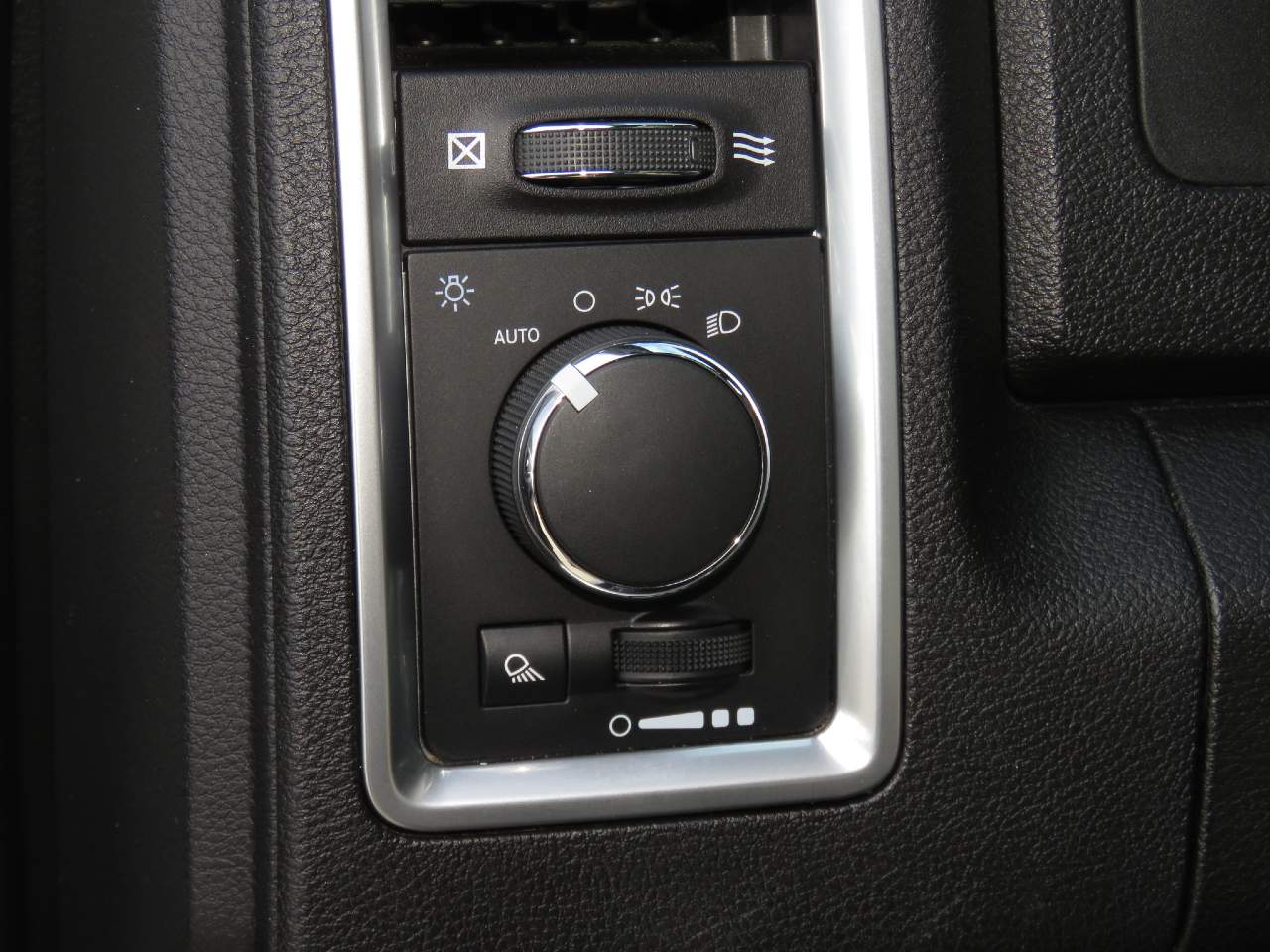 2021 Ram 1500 Classic Warlock Extended Cab