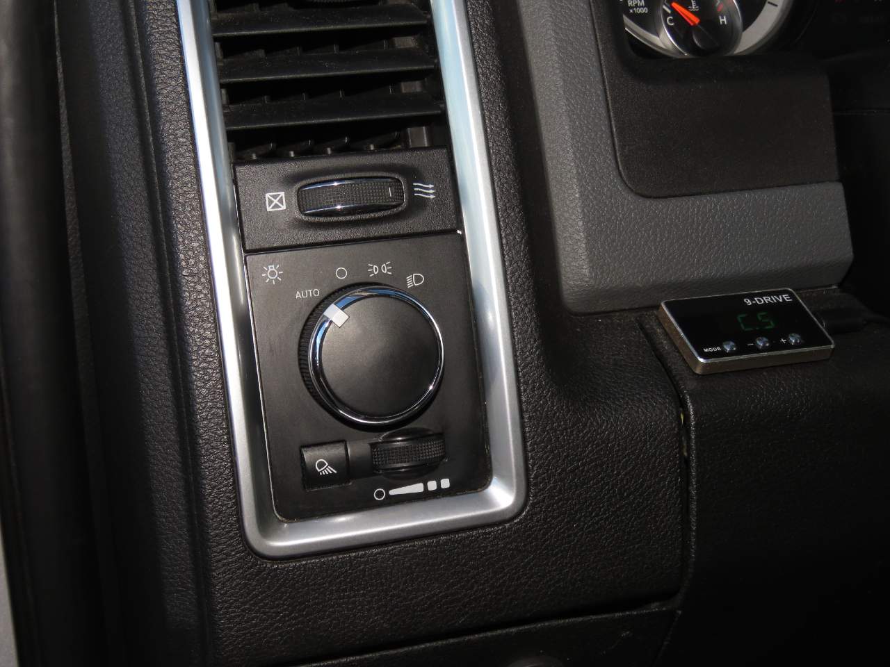 2017 Ram 1500 SLT Extended Cab