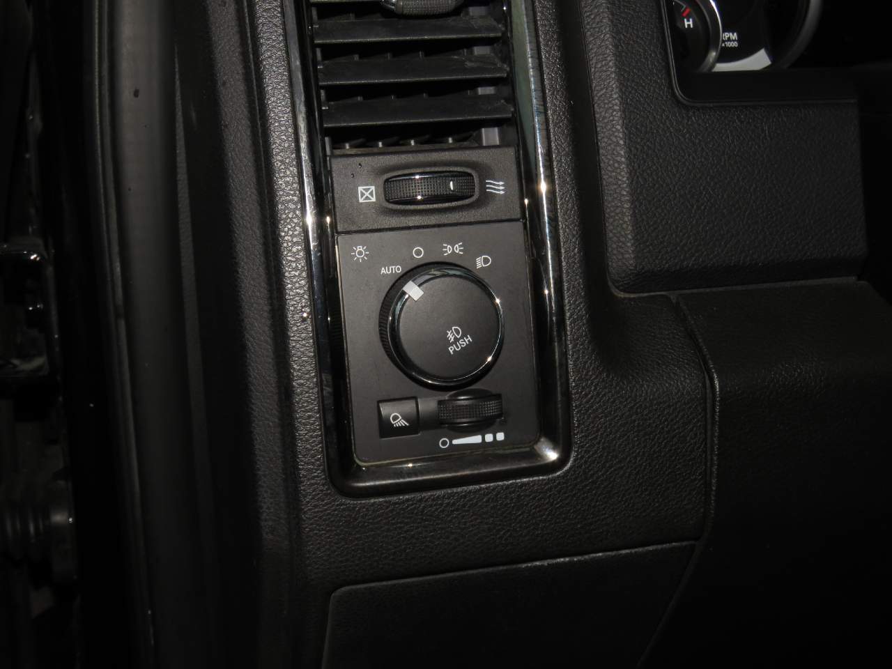 2014 Ram 1500 Sport Crew Cab