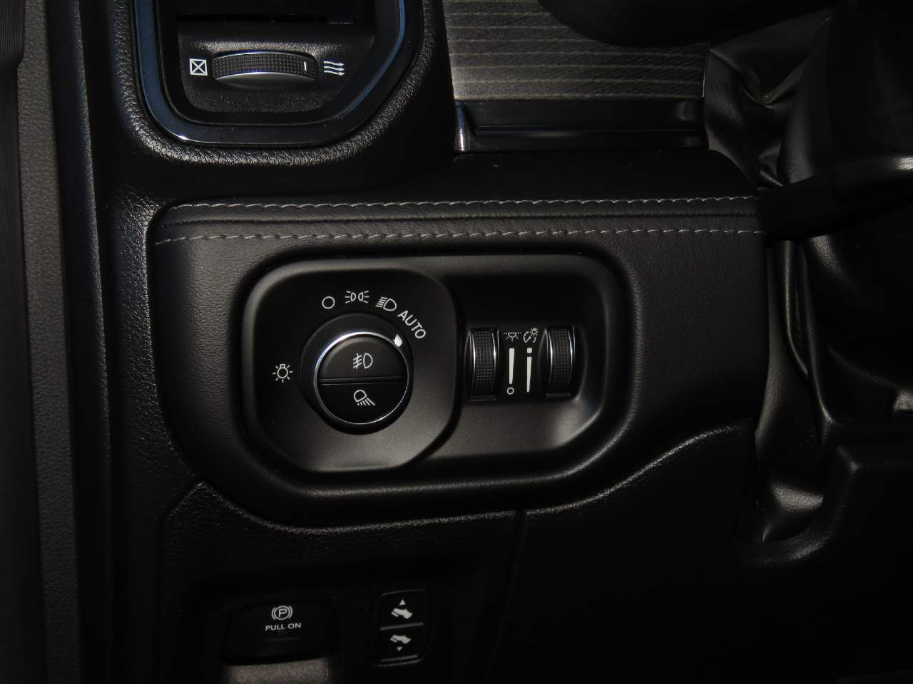 2022 Ram 1500 Limited Crew Cab