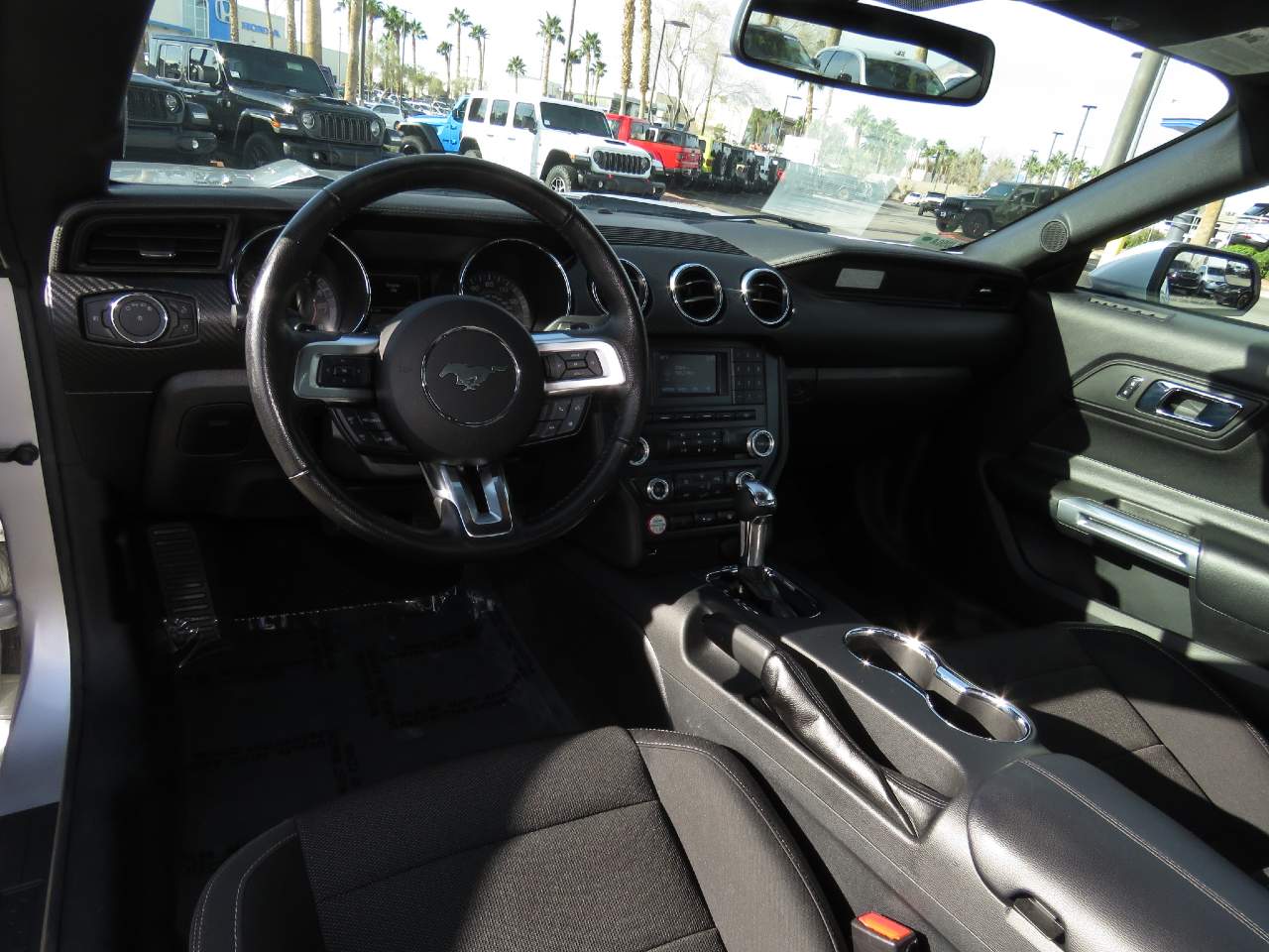 2016 Ford Mustang V6