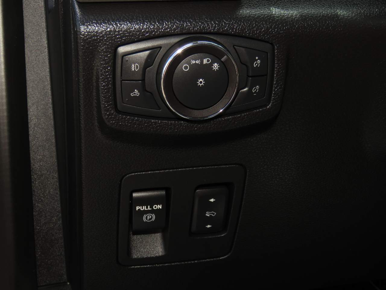 2019 Ford F-150 Lariat Crew Cab