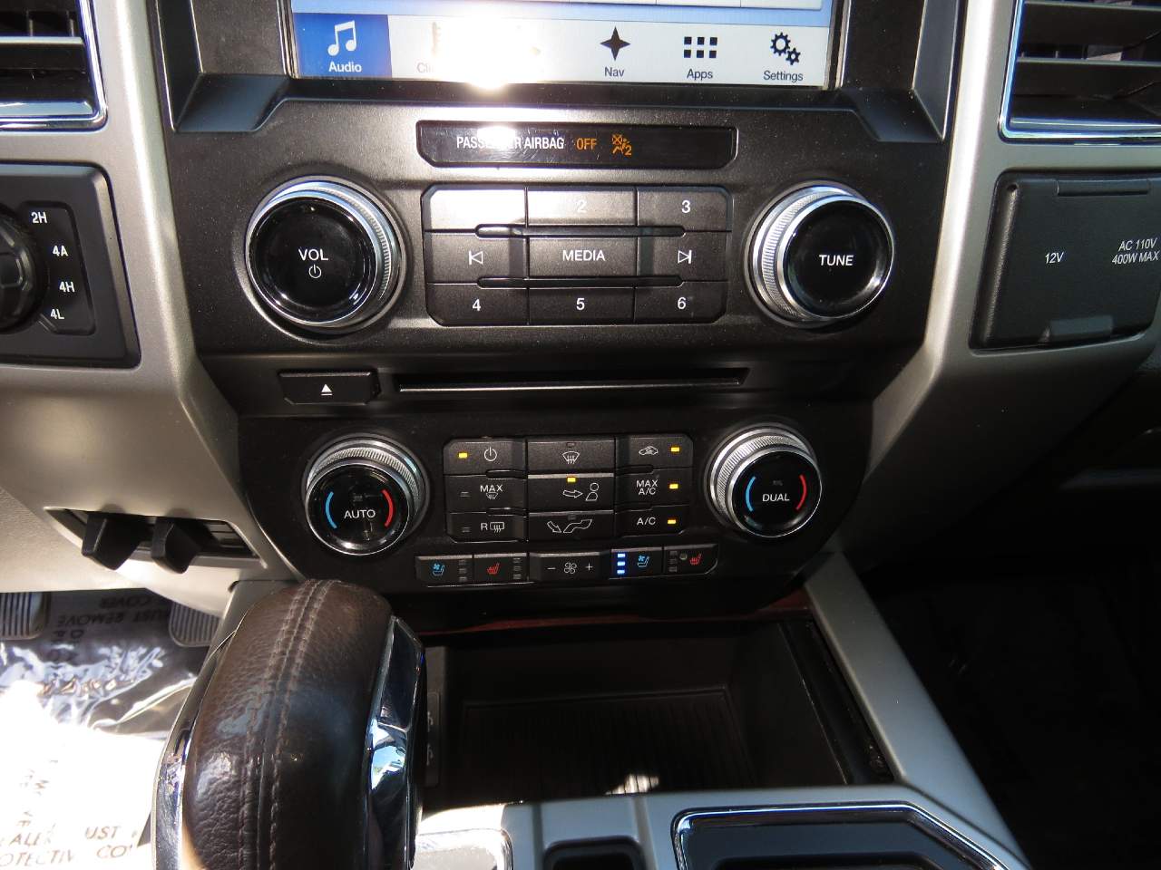 Photo 12