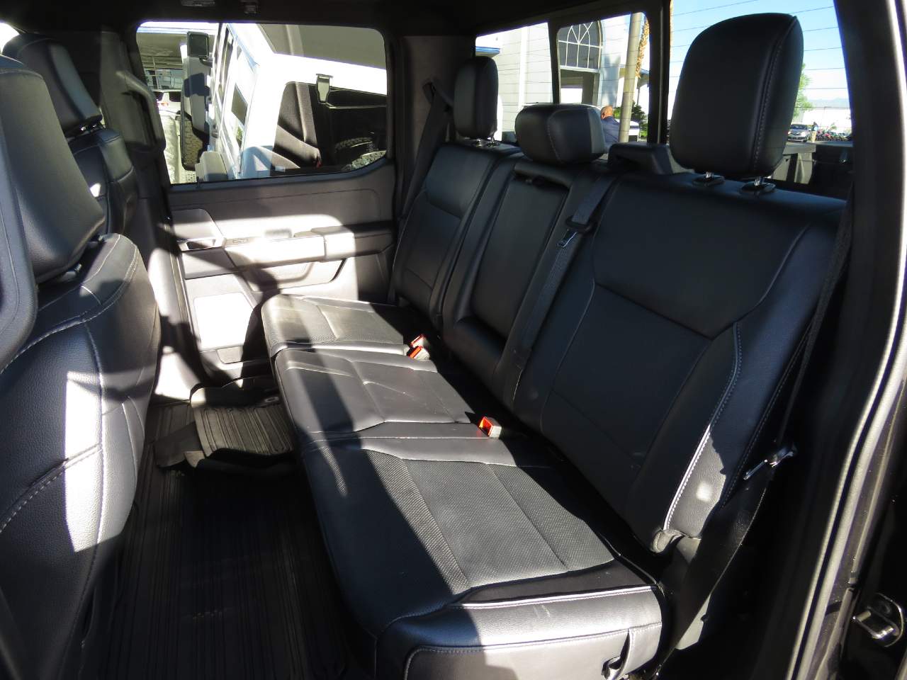 2023 Ford F-150 Lariat - Photo 11