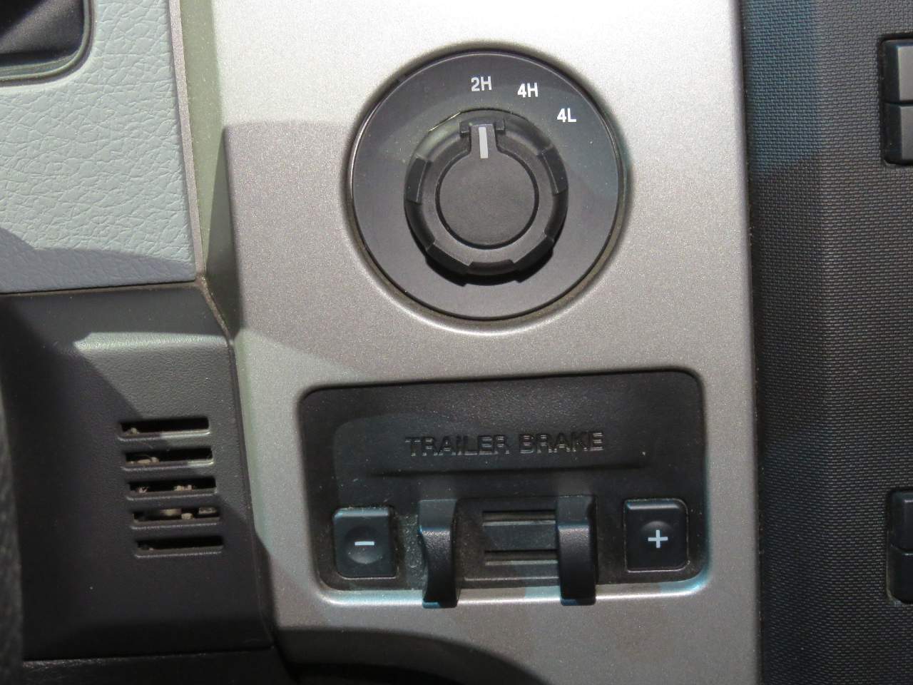 2011 Ford F-150 XLT Crew Cab