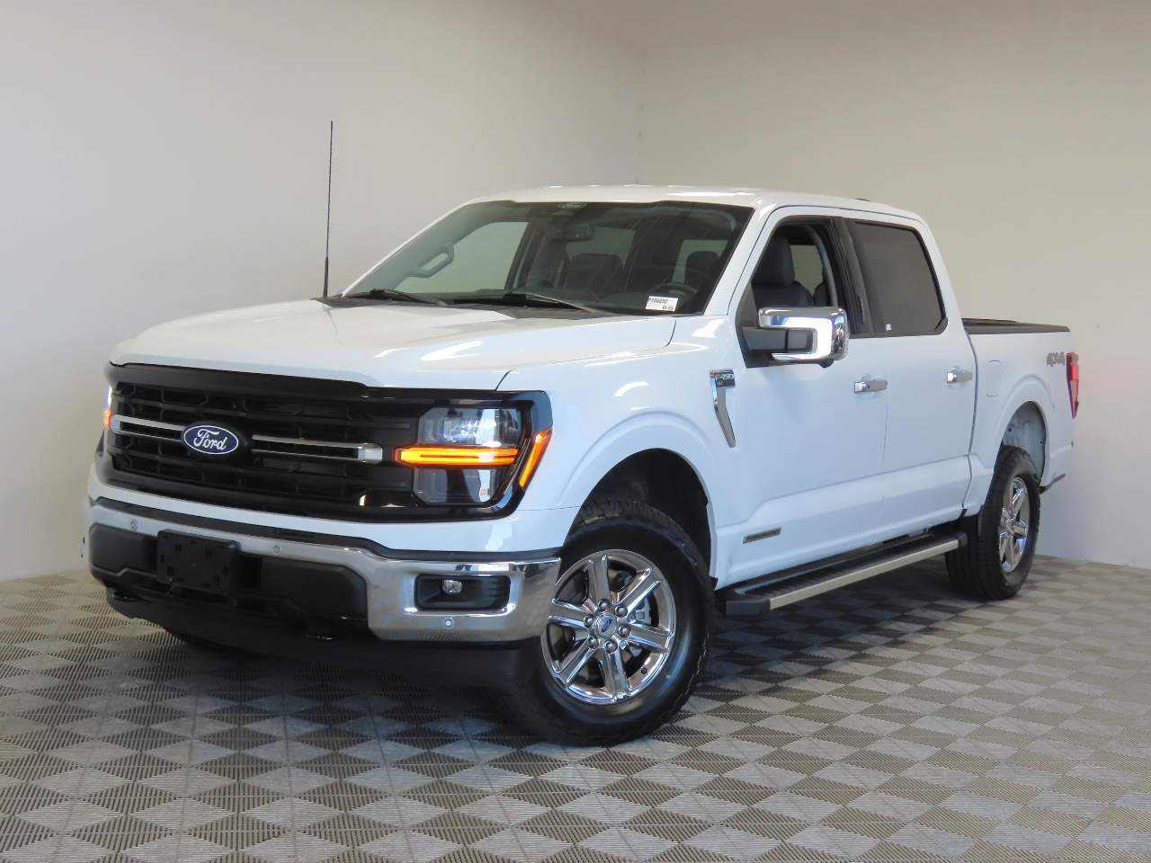 2024 Ford F-150 XLT Crew Cab