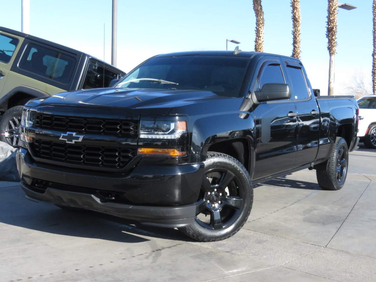 2018 Chevrolet Silverado 1500 Custom Extended Cab