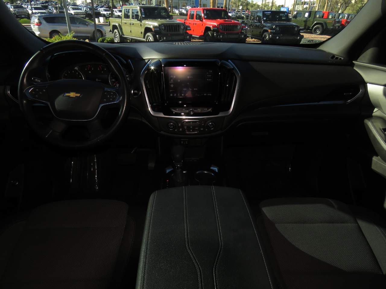 2022 Chevrolet Traverse LT Cloth