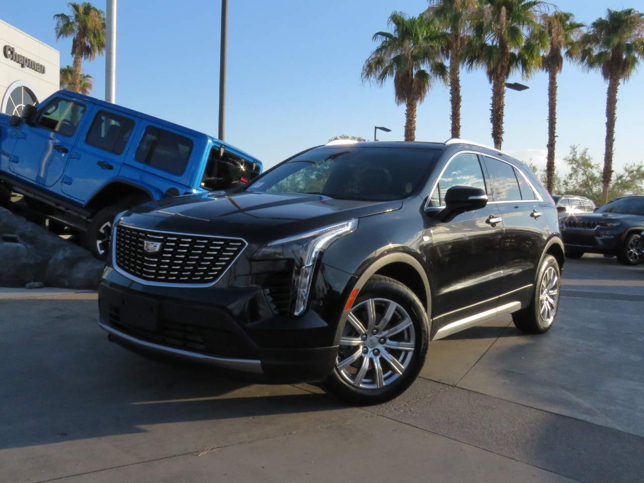 2023 Cadillac XT4 Premium Luxury