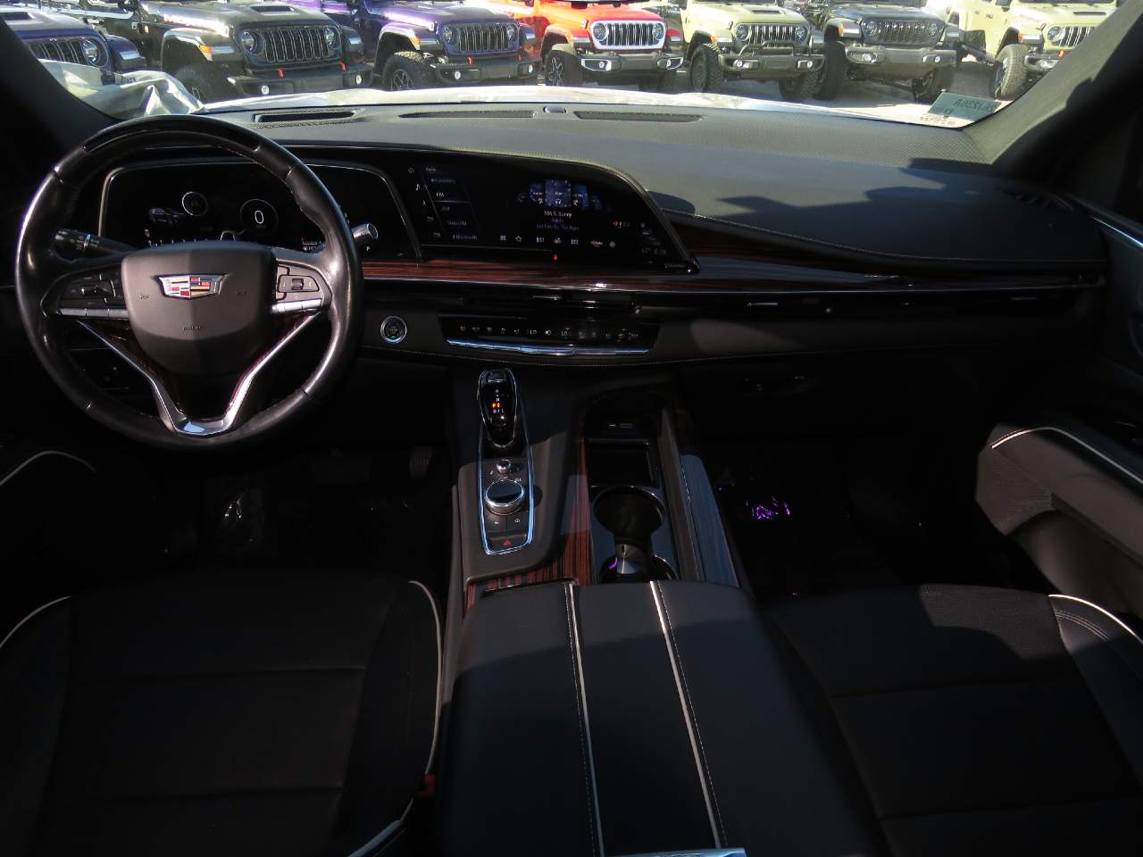 2022 Cadillac Escalade ESV Premium Luxury