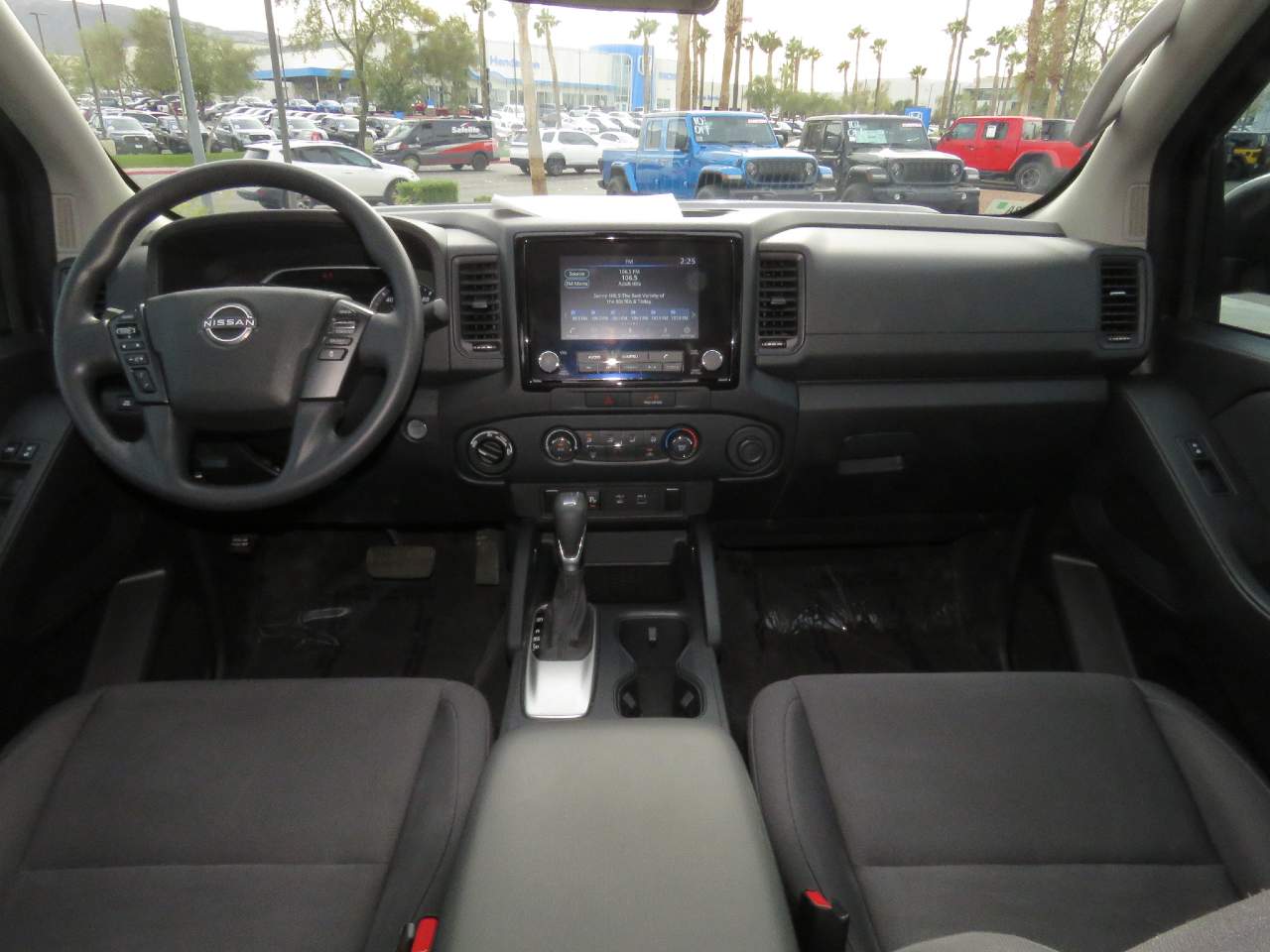 2022 Nissan Frontier S Crew Cab