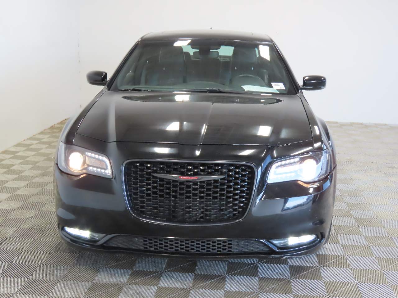 2023 Chrysler 300 S V6