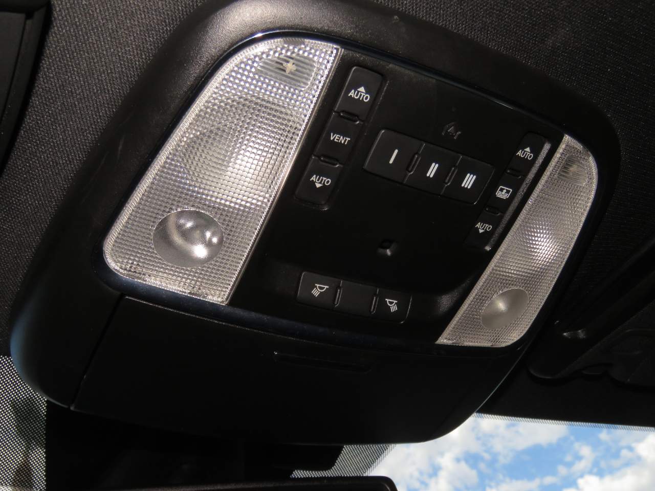 2012 Chrysler 300 SRT8