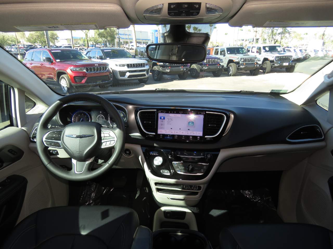 2024 Chrysler Pacifica Touring L