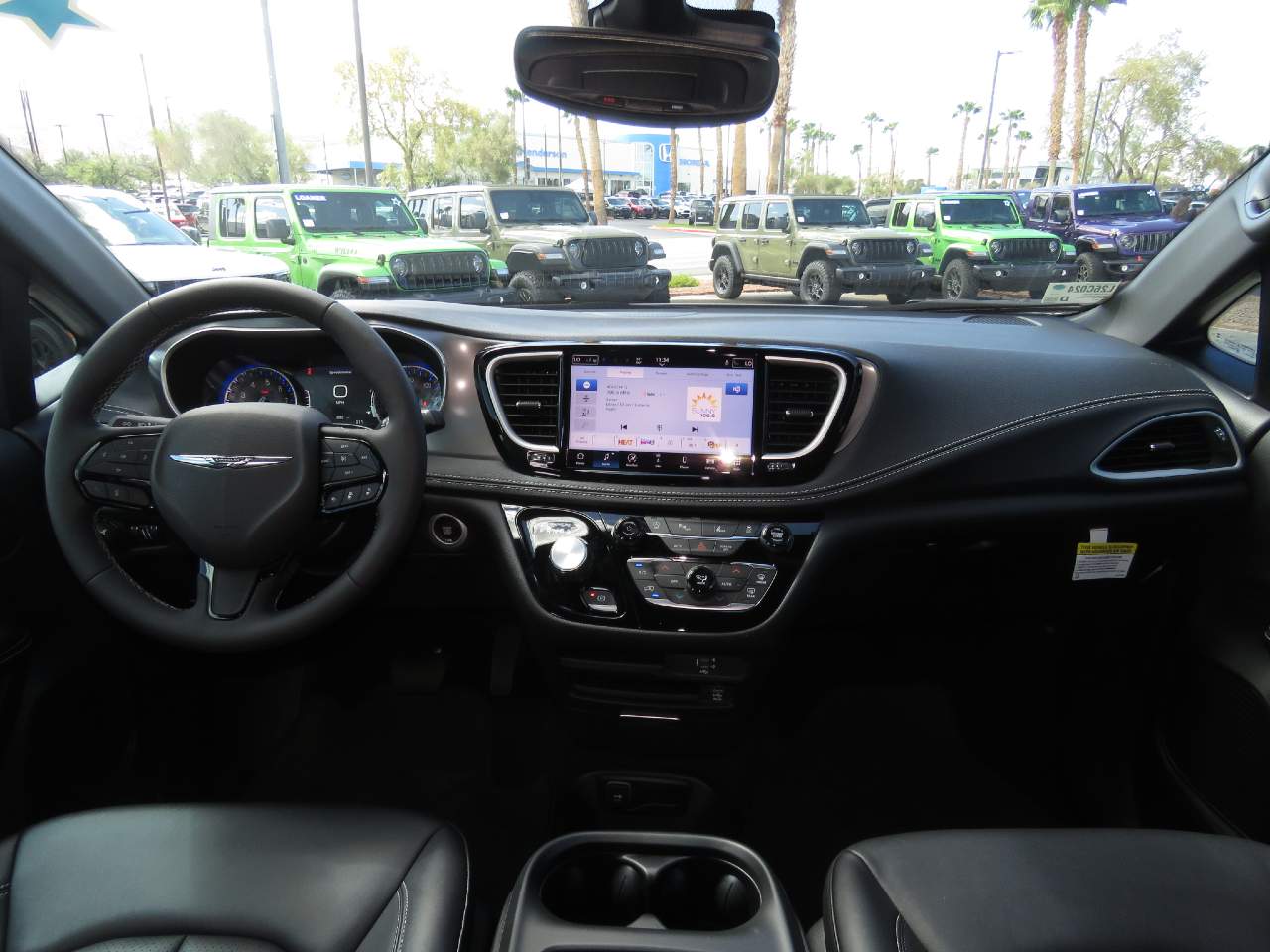 2026 Chrysler Pacifica Select