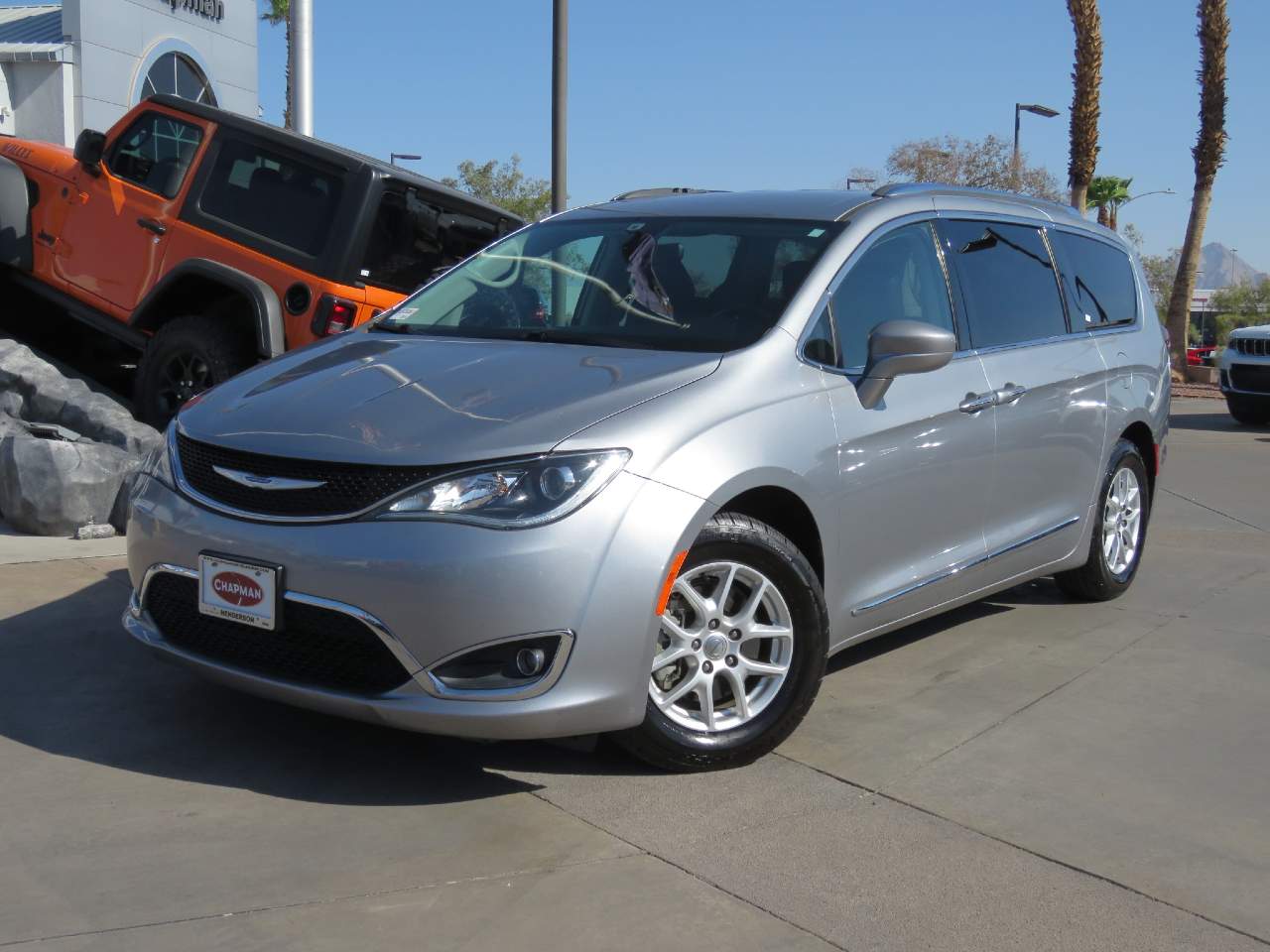 2020 Chrysler Pacifica Touring L