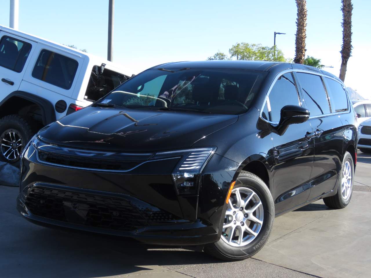 2027 Chrysler Pacifica Select
