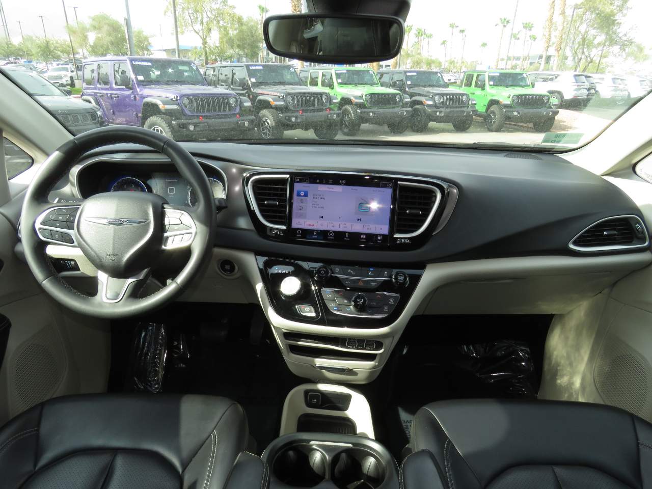 2023 Chrysler Pacifica Touring L