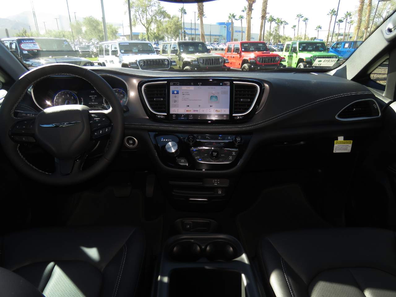 2026 Chrysler Pacifica Select